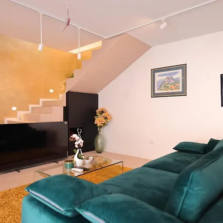New! Luxury Stone Sokol With Large Pool In Gornje Rastane 빌라 Gorica (Zadar)