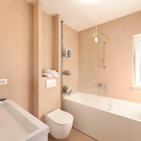 New! Luxury Stone Sokol With Large Pool In Gornje Rastane