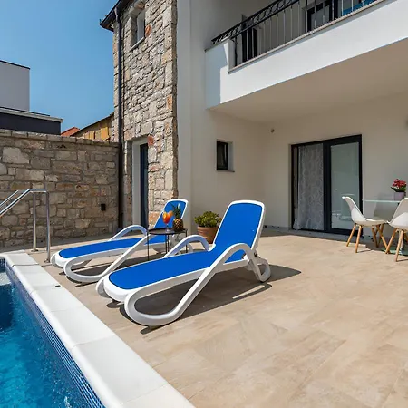 New! Luxury Stone Sokol With Large Pool In Gornje Rastane *