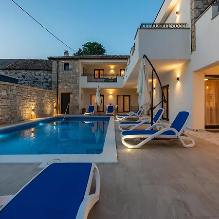 Villa New! Luxury Stone Sokol With Large Pool In Gornje Rastane Gorica (Zadar)